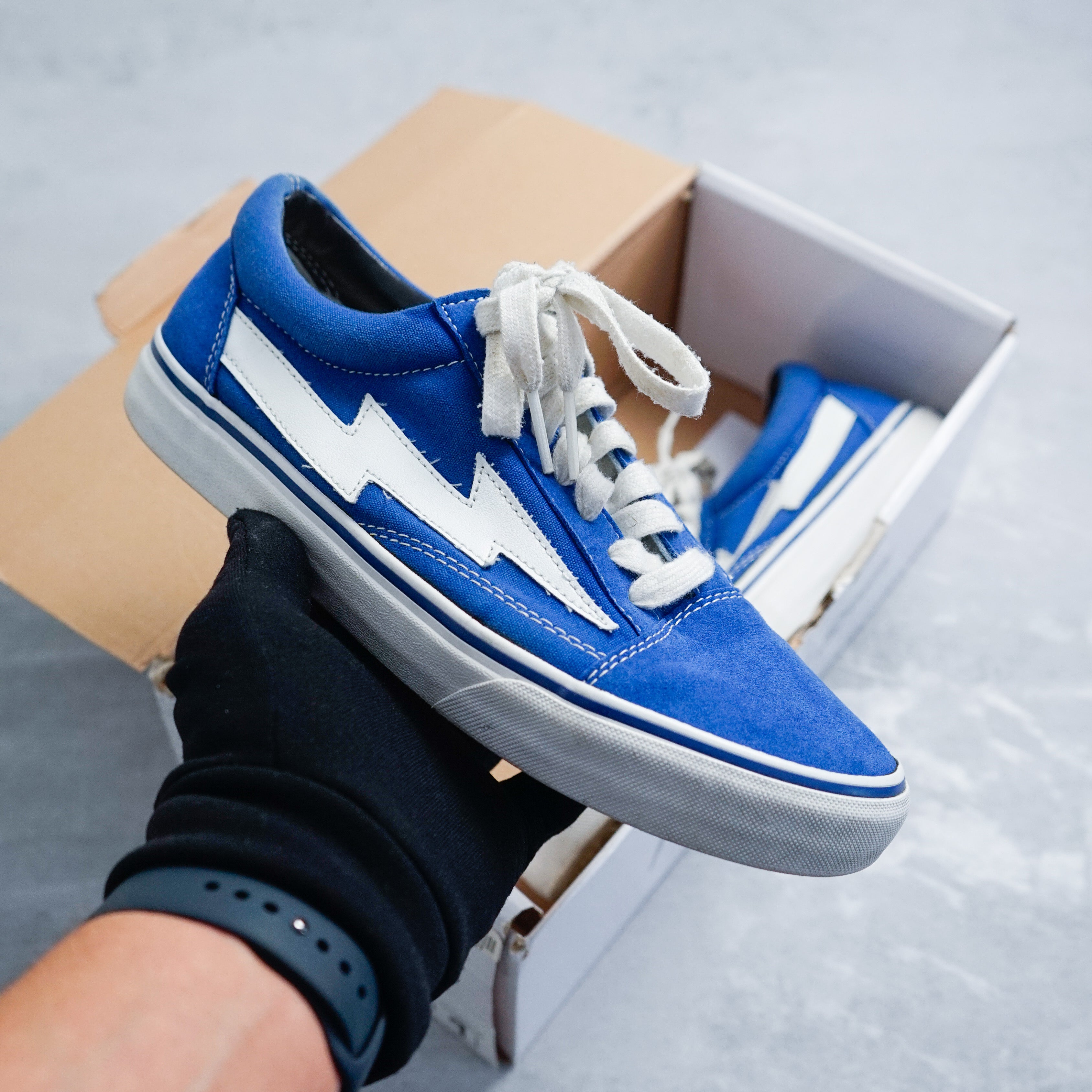 Vans revenge outlet x