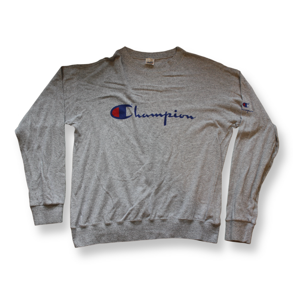 *Champion Vintage Spellout Logo Sweater Light Grey | Size L